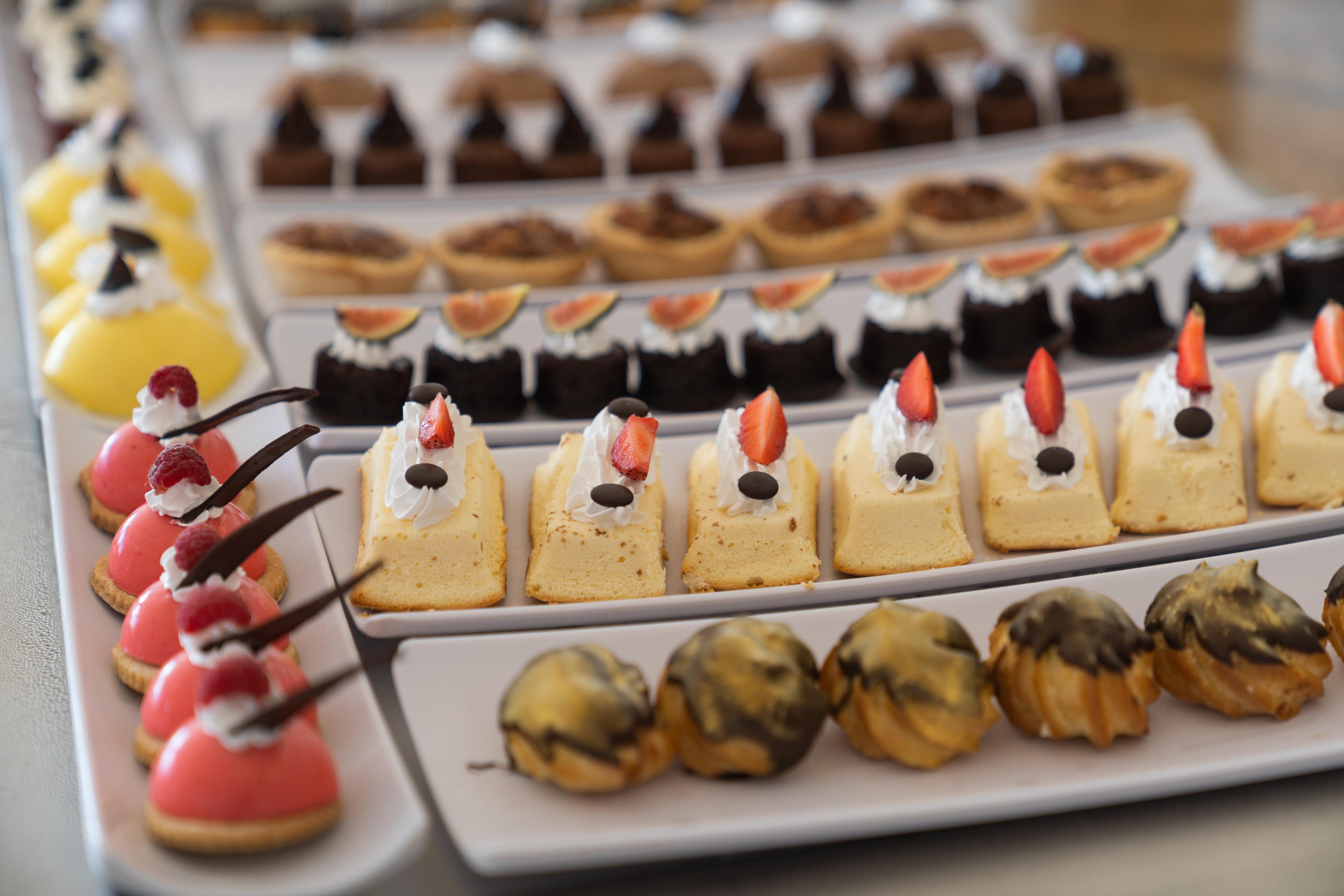 Grand Park Royal Puerto Vallarta Buitenkant foto Petit fours
