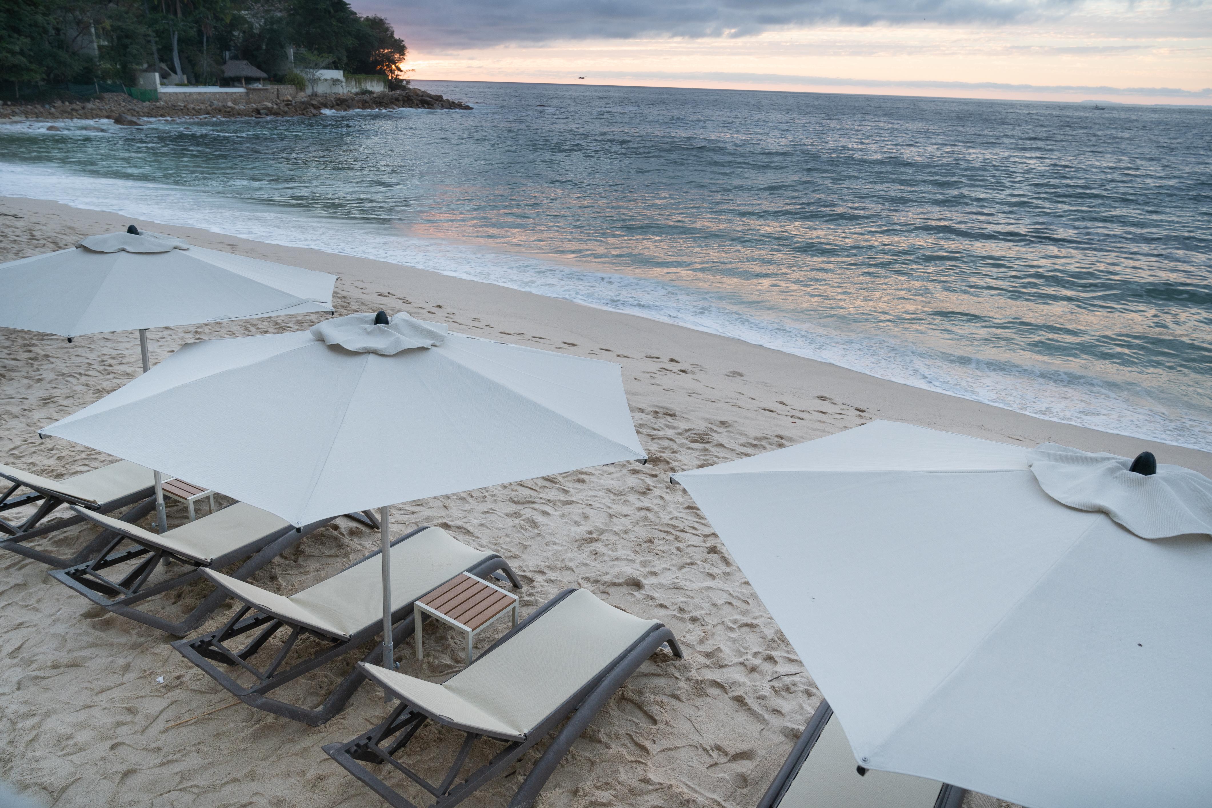 Grand Park Royal Puerto Vallarta Buitenkant foto Beach at the resort